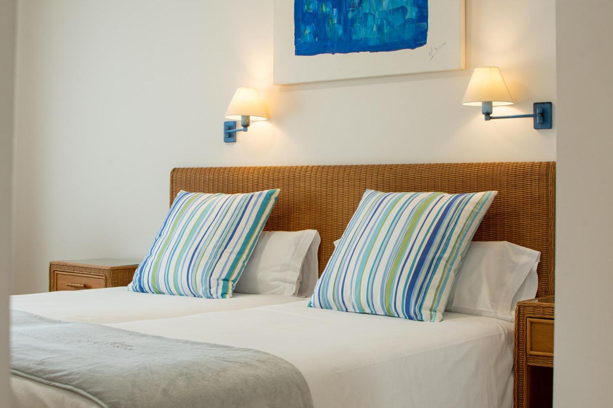 Apartamentos Livvo Coloradamar Playa Blanca  Exterior photo